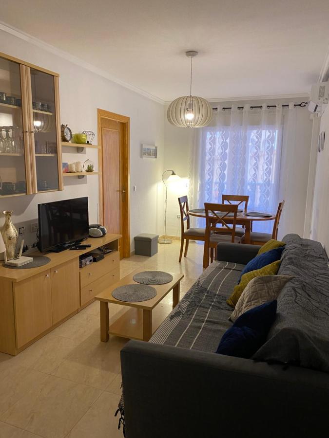 Amazing 2-Bedrooms Apartment With Pool Torrevieja Center מראה חיצוני תמונה